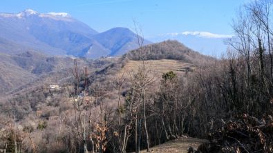 Monte Pizzocolo (sx) e Monte Baldo (dx)