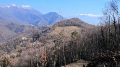 Monte Pizzocolo (sx) e Monte Baldo (dx)